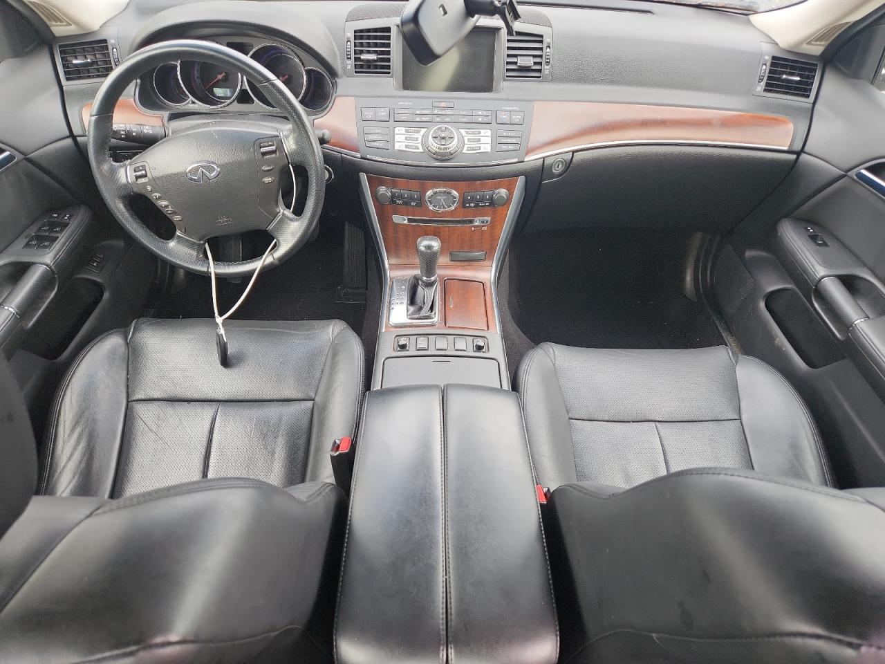 INFINITI M35 Base