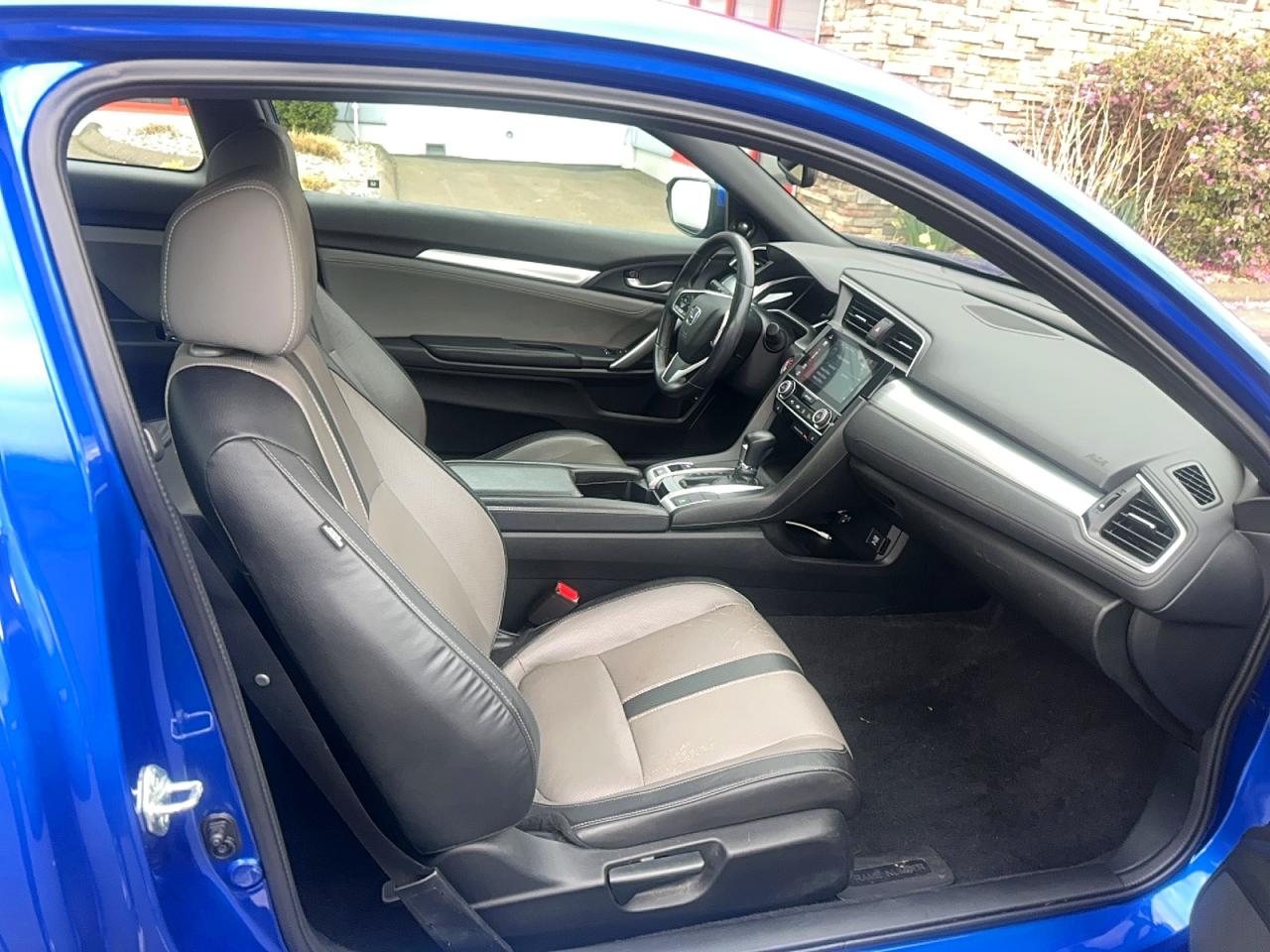 Honda Civic Touring