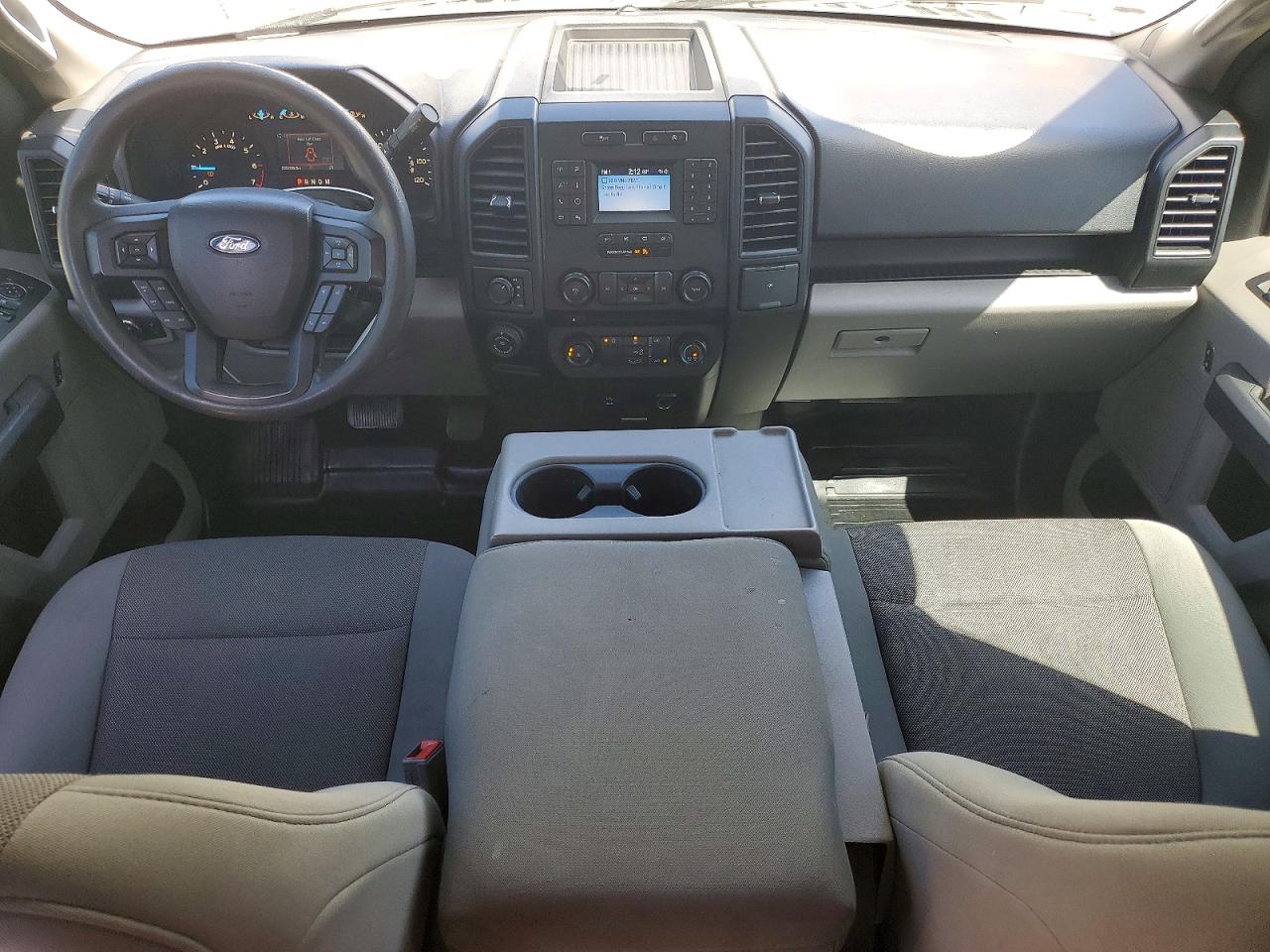 Ford F-150 Super Cab