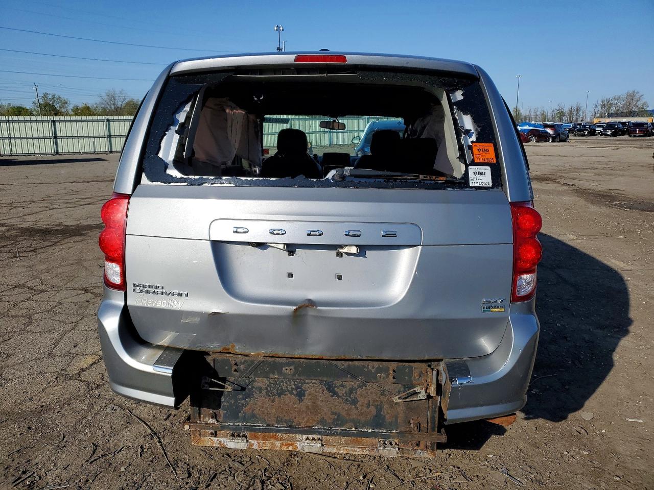 Dodge Caravan Sxt