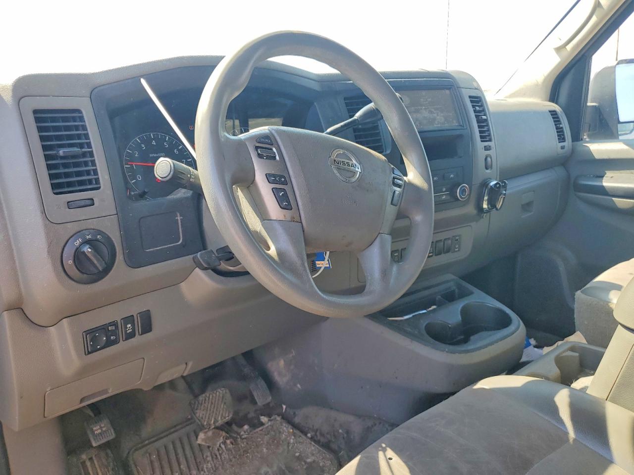 Nissan Nv 2500 Hd Sv