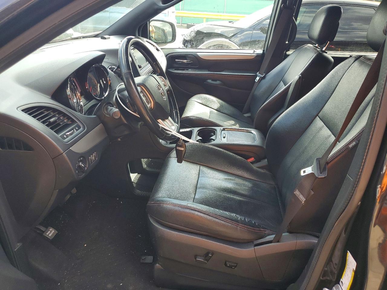 Dodge Caravan Gt