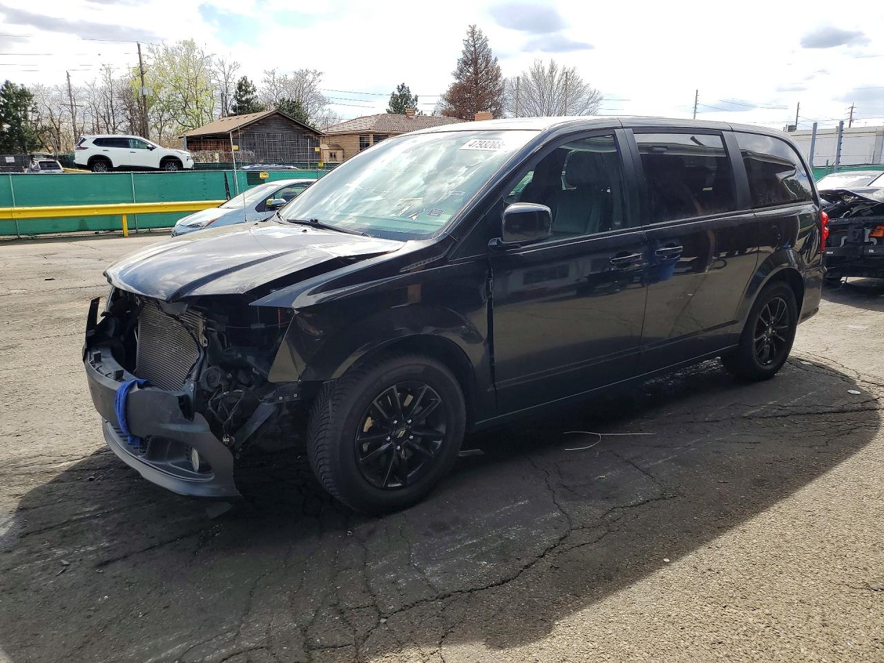 Salvage Dodge Caravan Image
