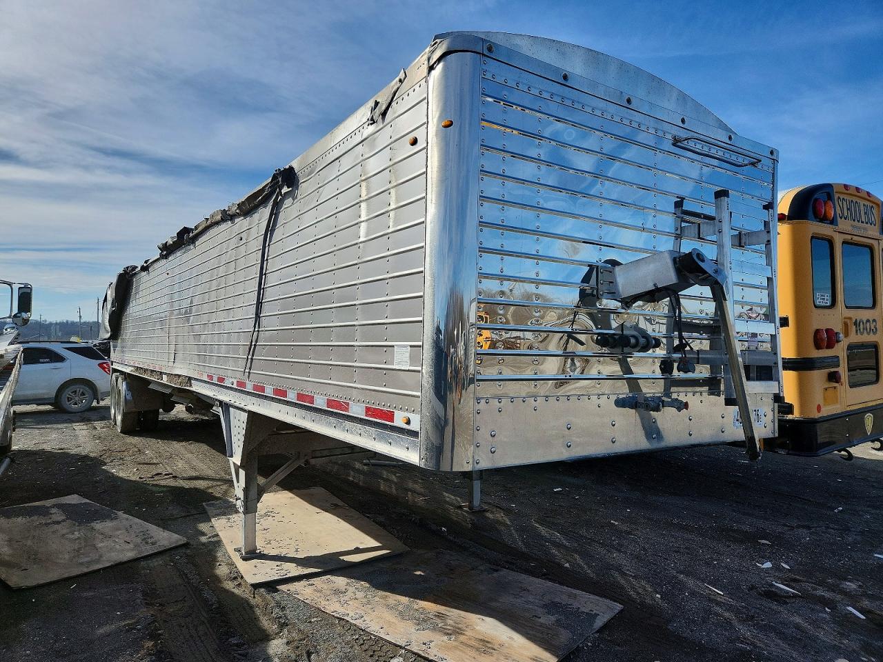 Salvage Wilson Trailer Co. Trailer Image