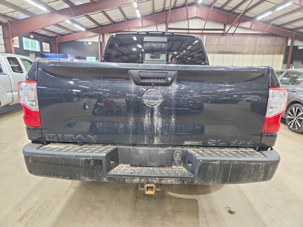 Nissan Titan Sl