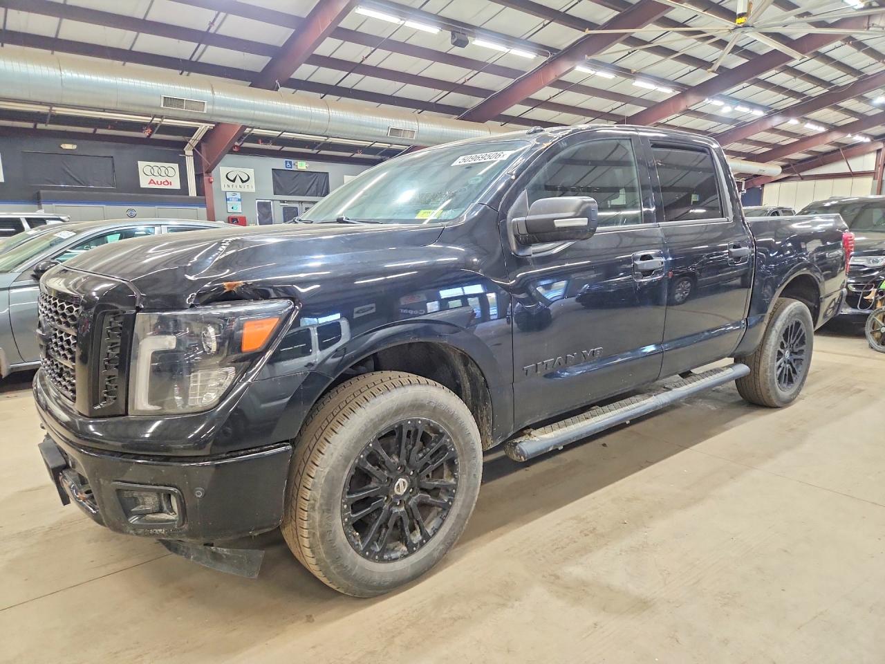 Salvage Nissan Titan Image