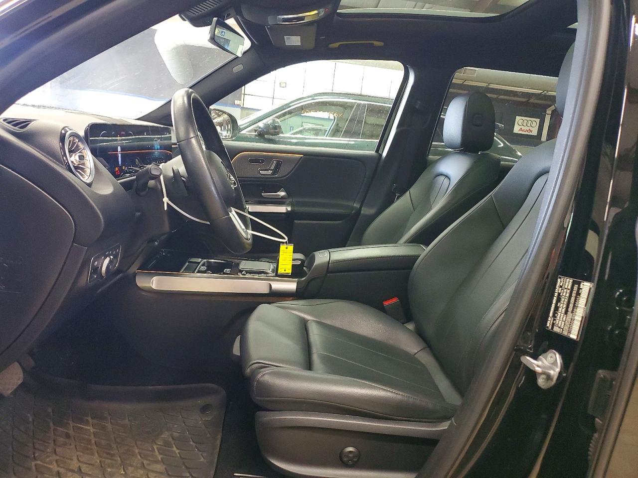 Mercedes-Benz GLB 250 4matic
