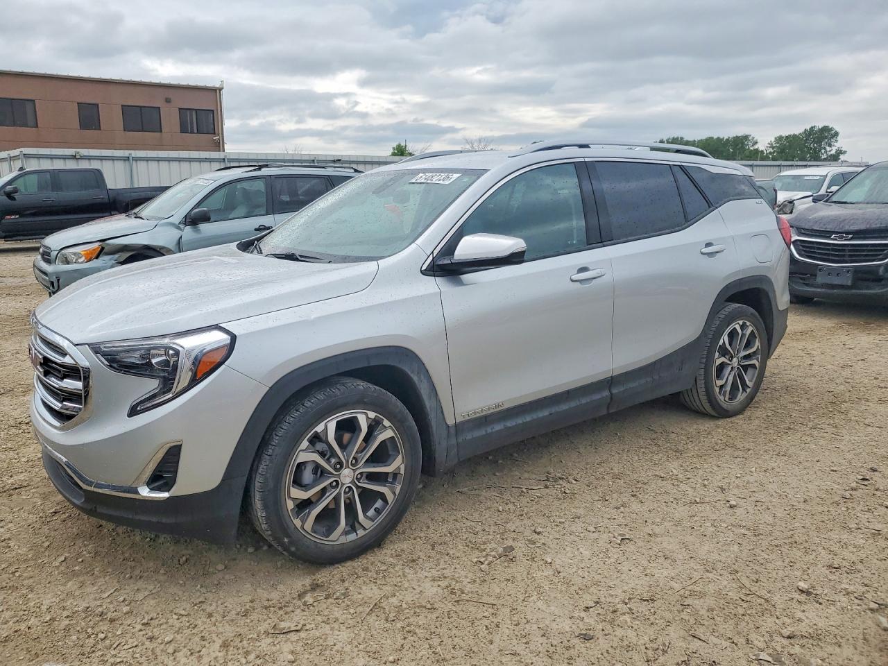 Salvage GMC Terrain Image