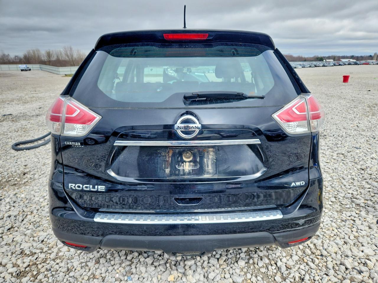 Nissan Rogue S