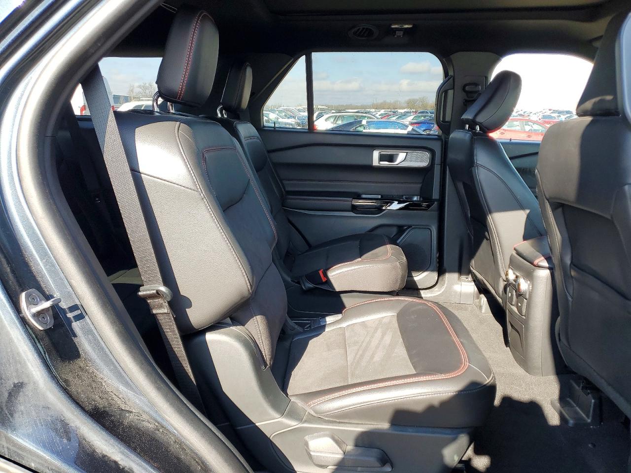 Ford Explorer St-line