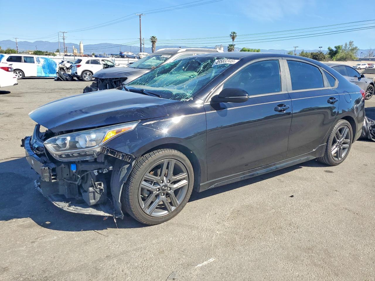Salvage Kia Forte Image