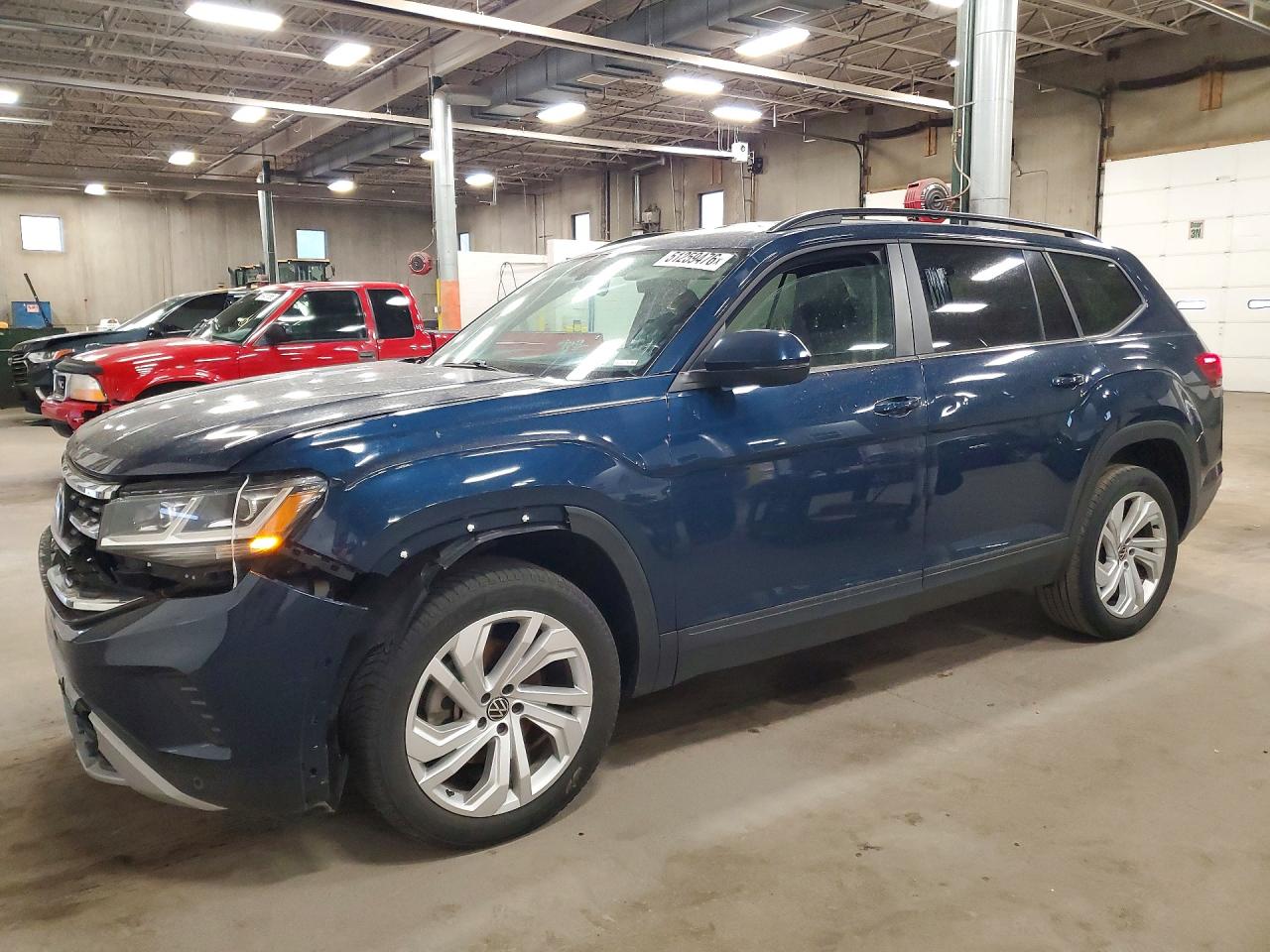 Salvage Volkswagen Atlas Image