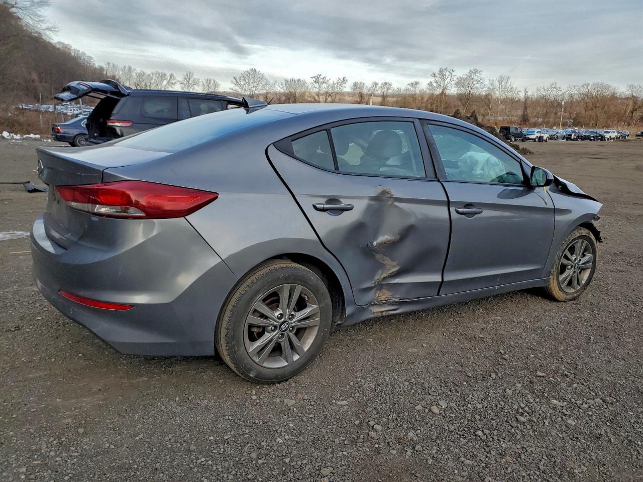 Hyundai ELANTRA Sel