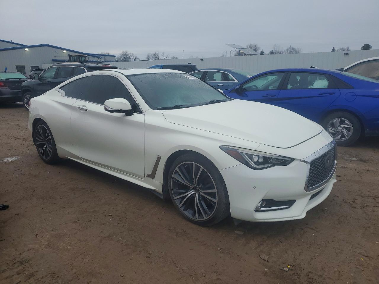 INFINITI Q60 3.0t P 3.0t Premium