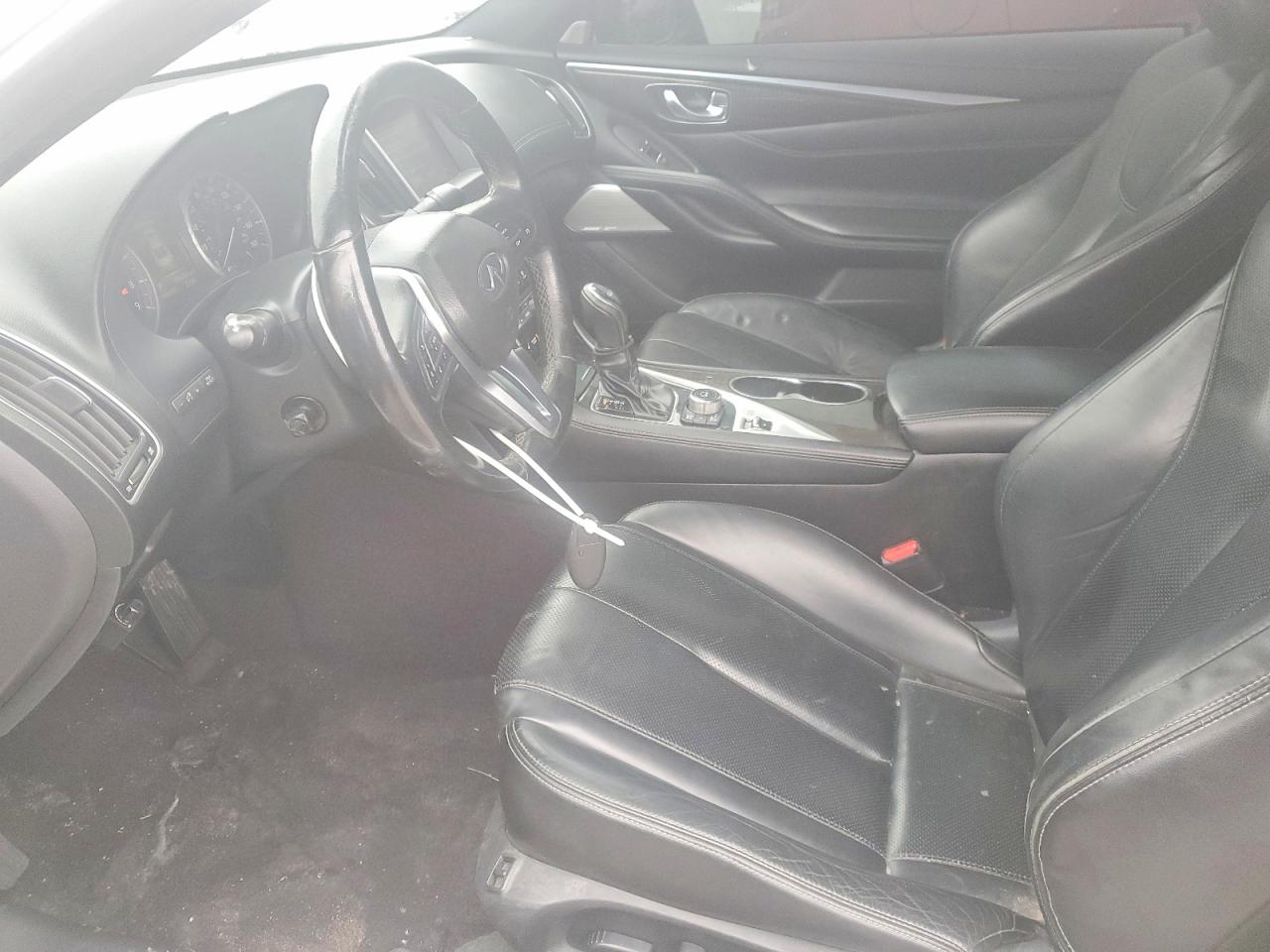INFINITI Q60 3.0t P 3.0t Premium