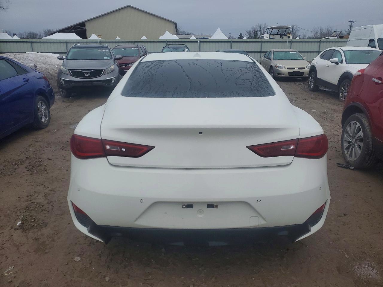 INFINITI Q60 3.0t P 3.0t Premium