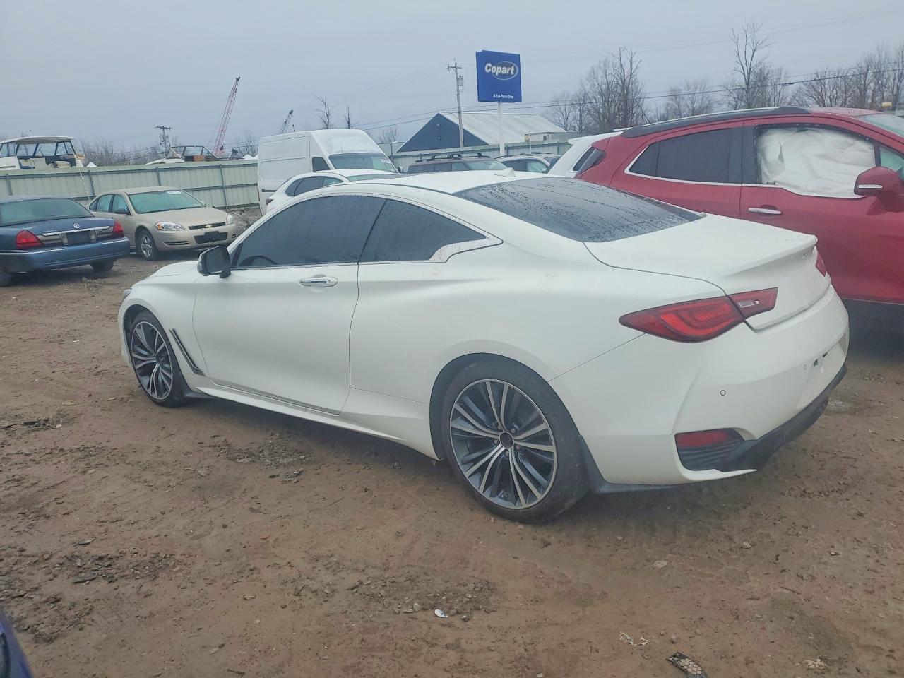 INFINITI Q60 3.0t P 3.0t Premium