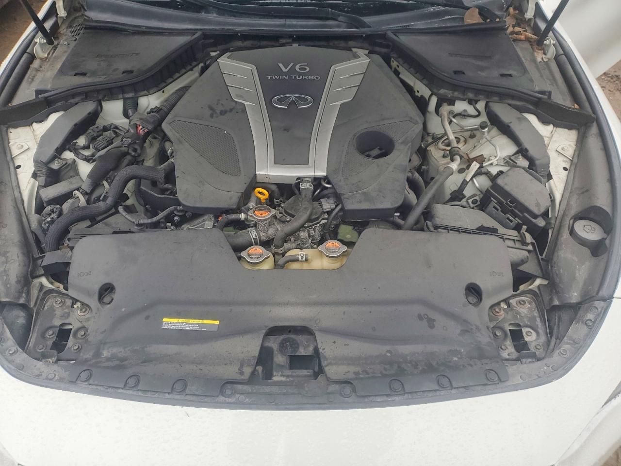 INFINITI Q60 3.0t P 3.0t Premium