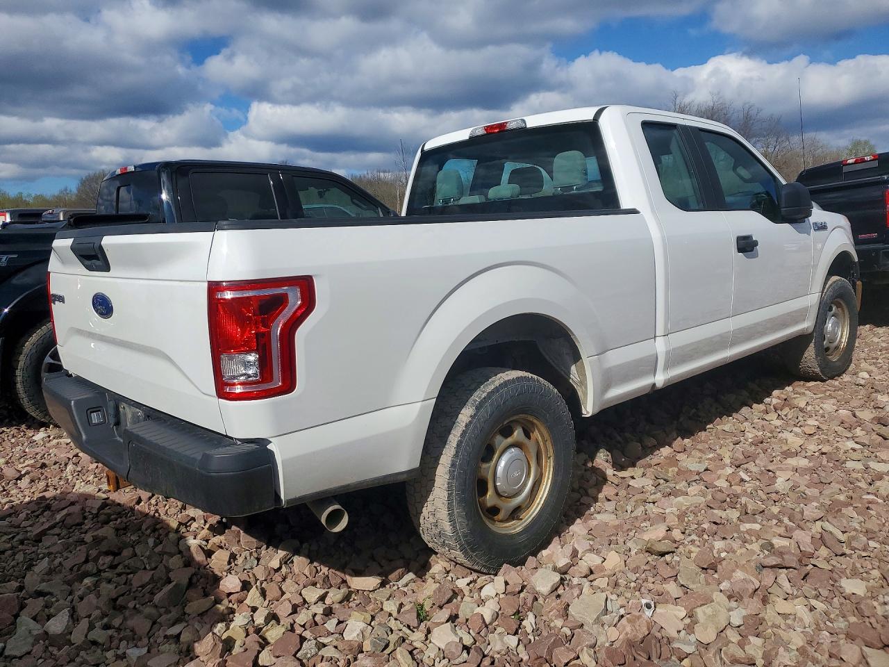 Ford F-150 Super Cab