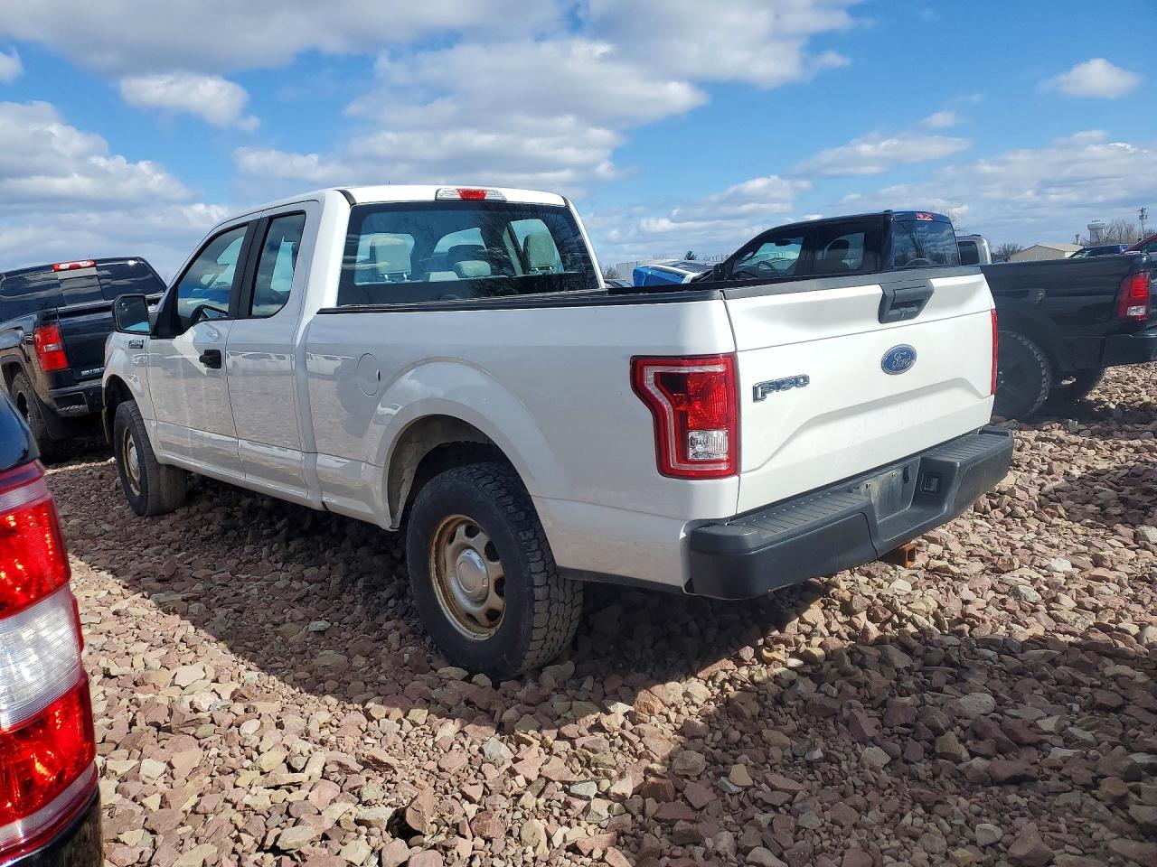 Ford F-150 Super Cab