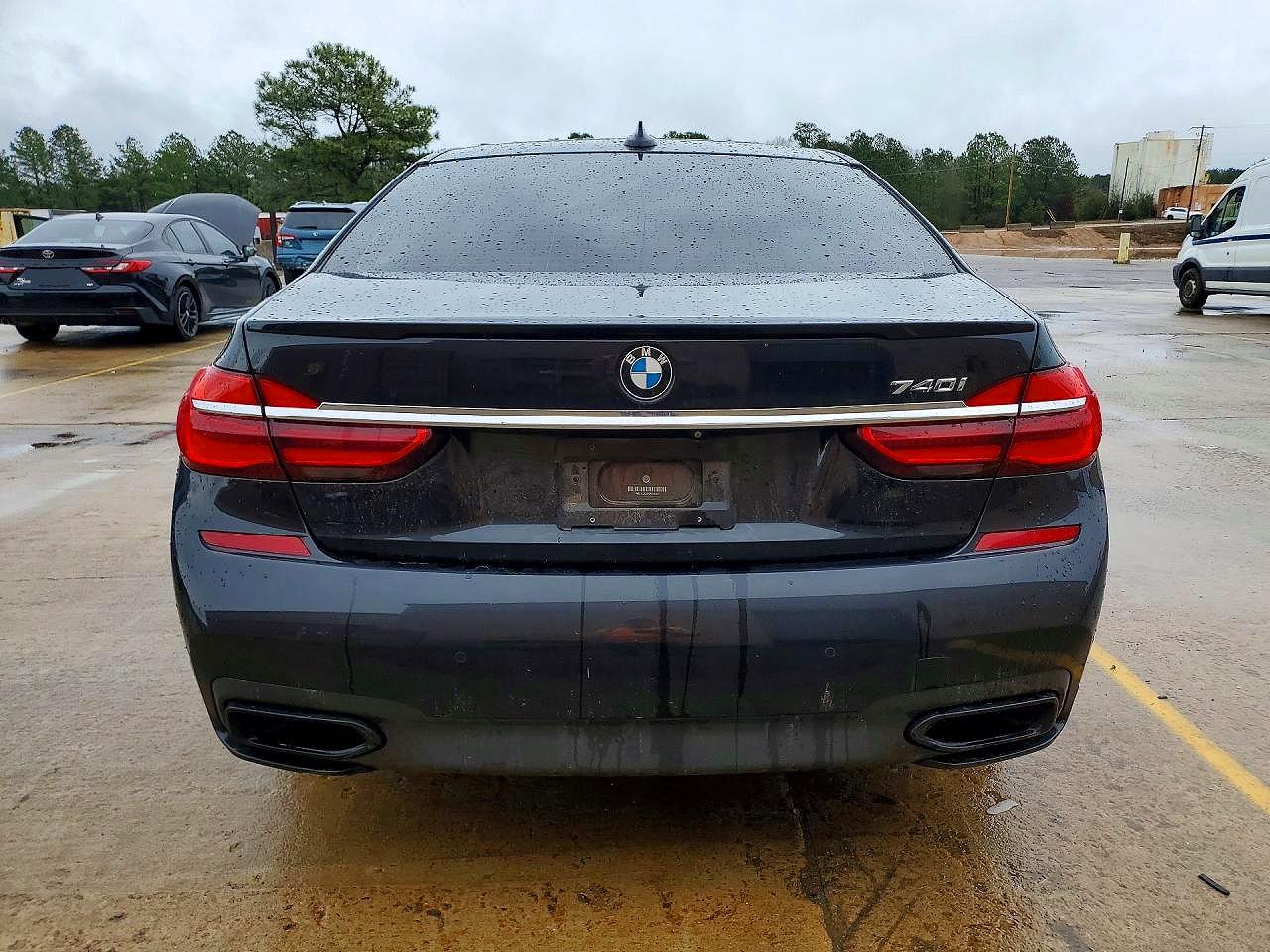 BMW 7 Series I