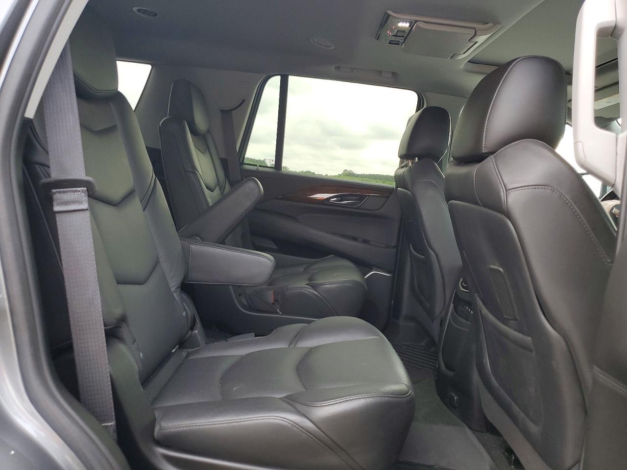 Cadillac Escalade Premium Luxury