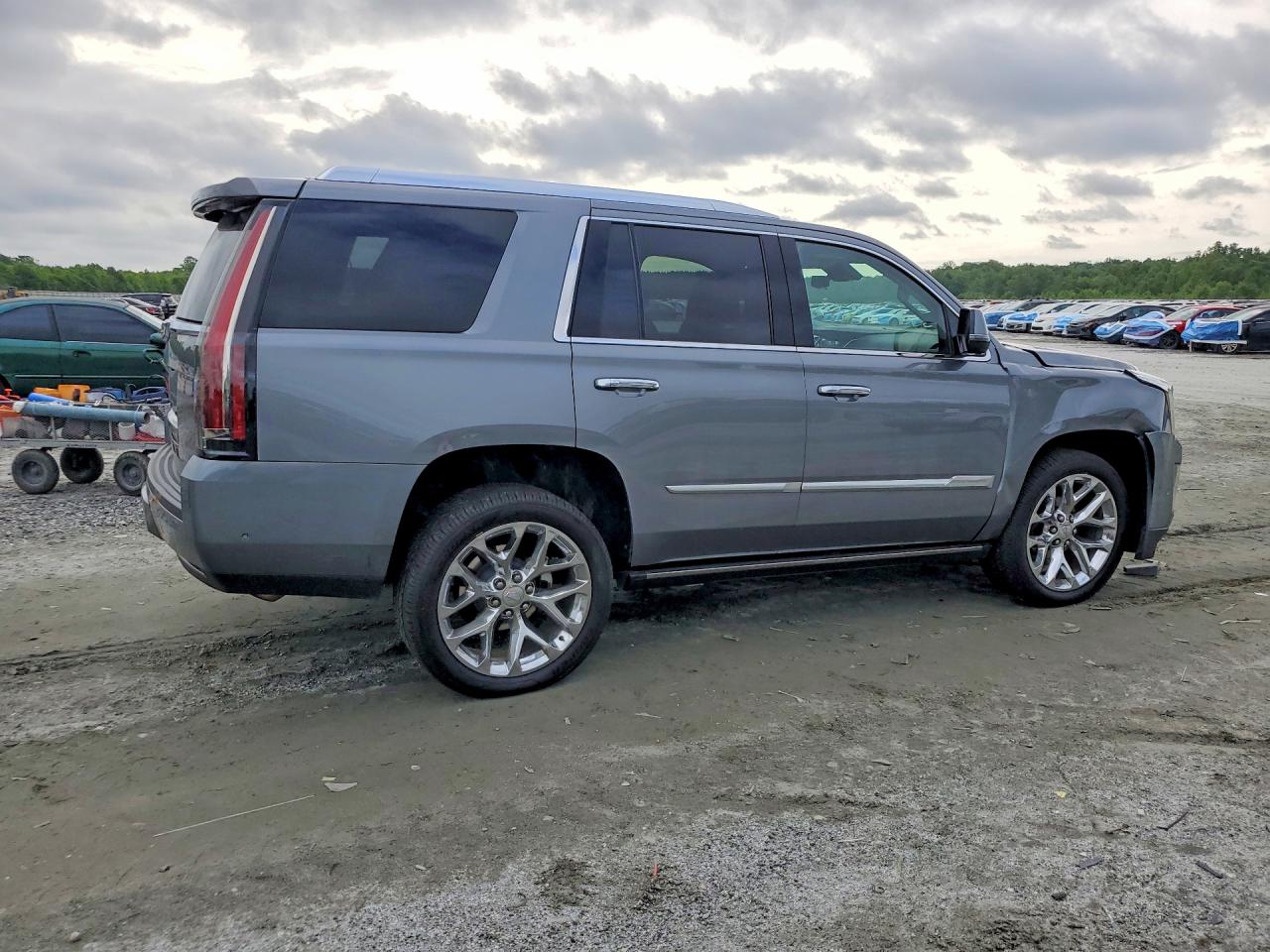 Cadillac Escalade Premium Luxury