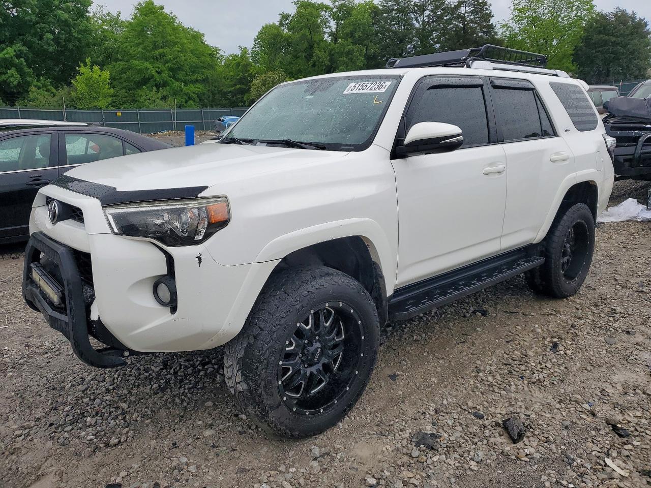 Salvage Toyota 4Runner Image