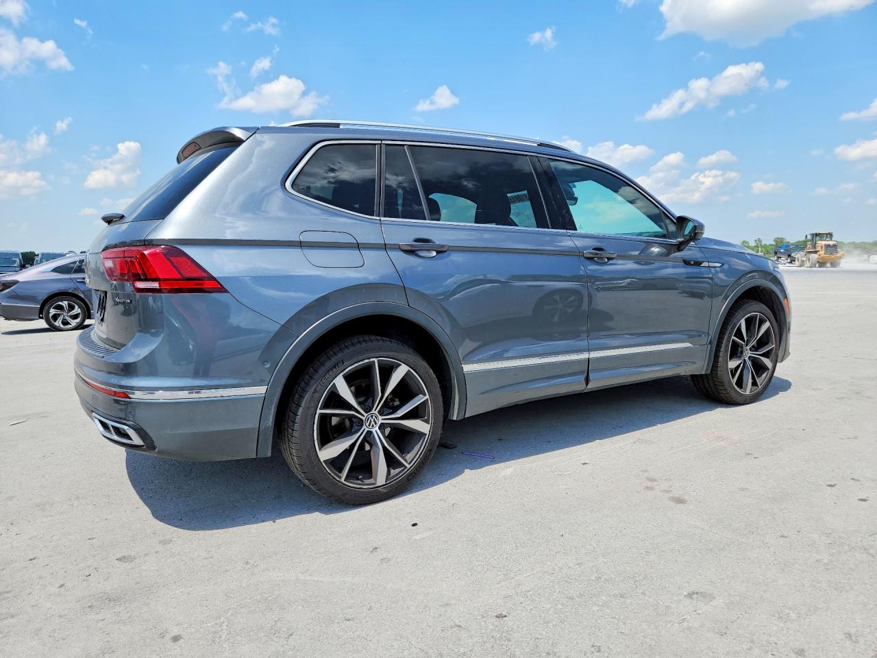 Volkswagen Tiguan Sel R-line