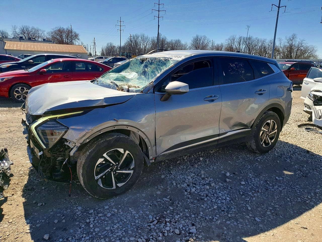 Salvage Kia Sportage Image