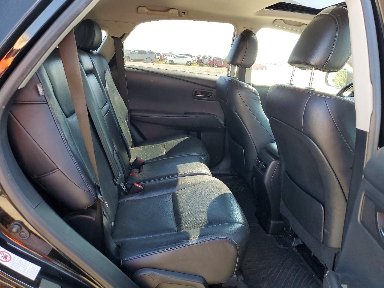 Lexus RX Base