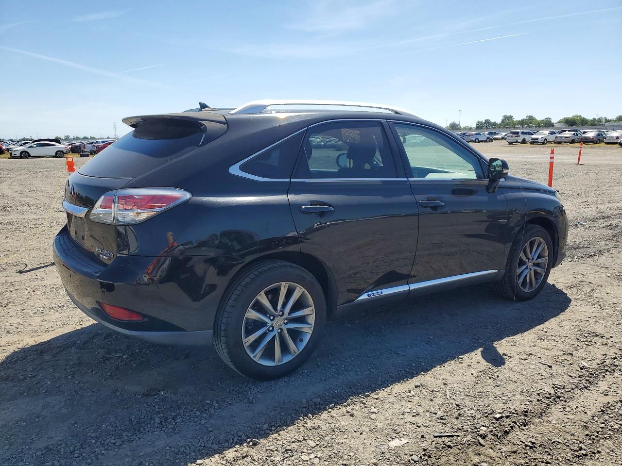 Lexus RX Base