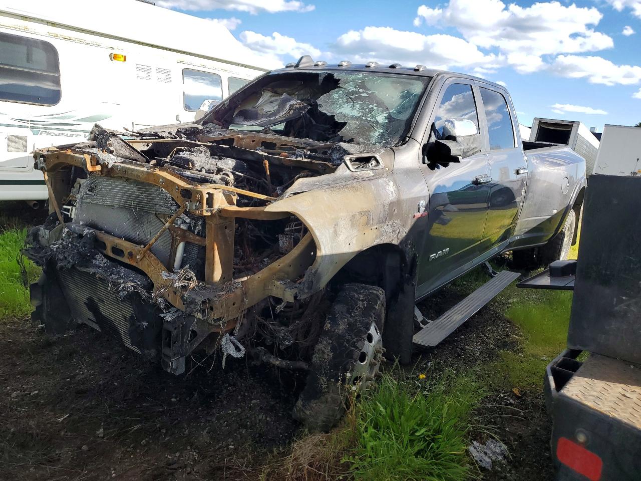 Salvage Ram 3500 Image