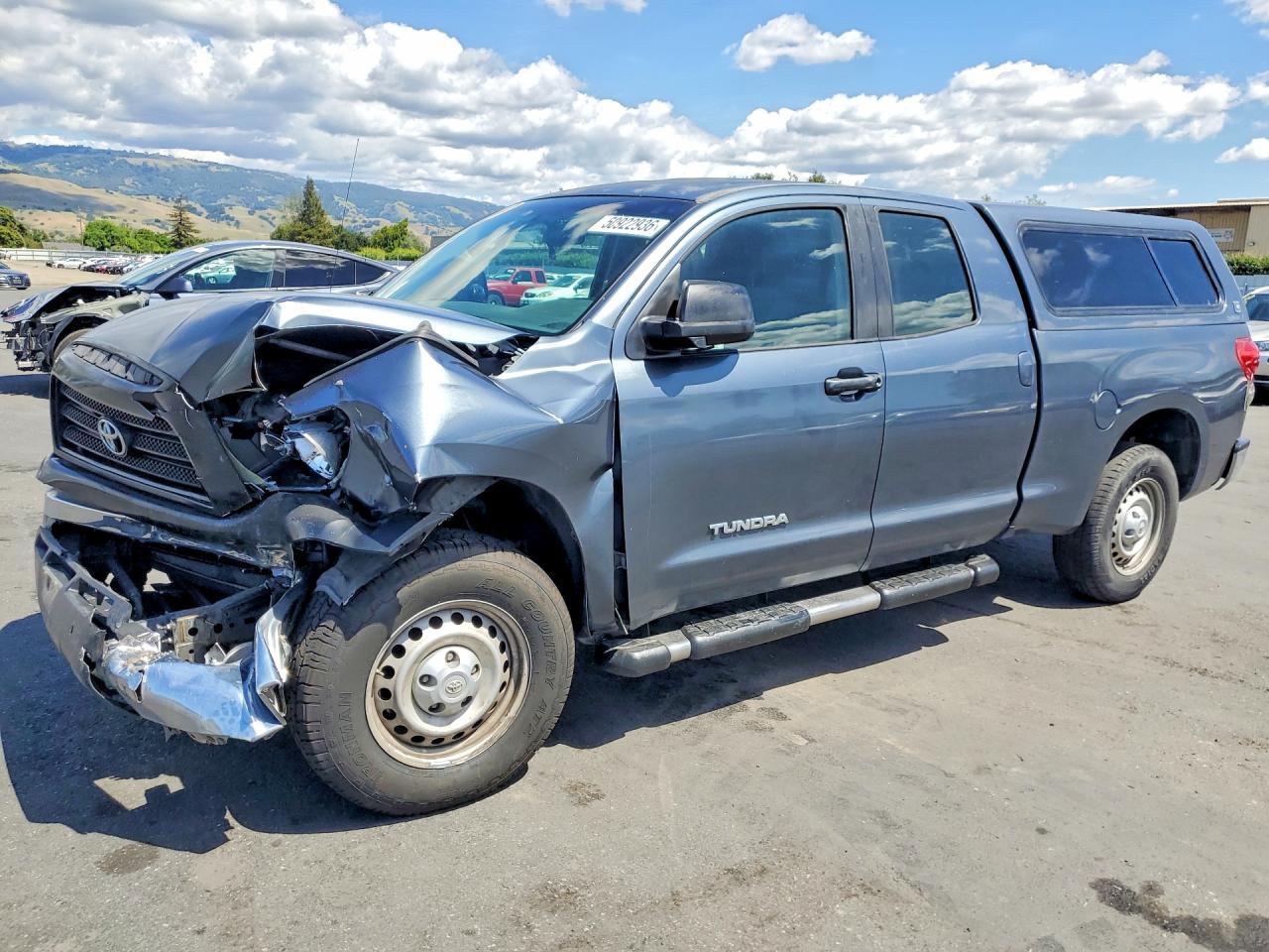 Salvage Toyota Tundra Image