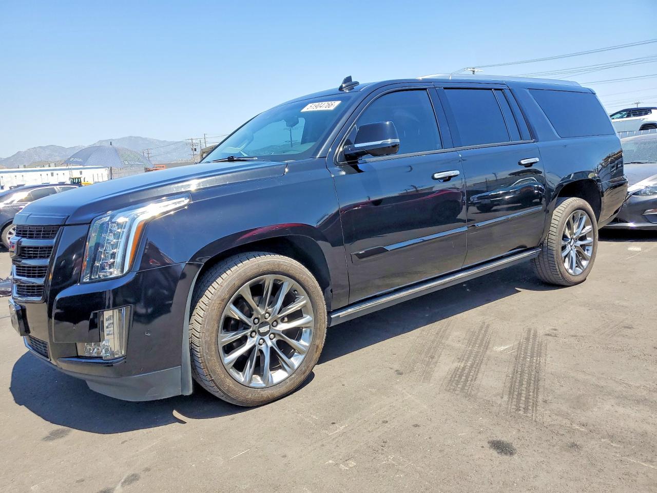 Salvage Cadillac Escalade Image