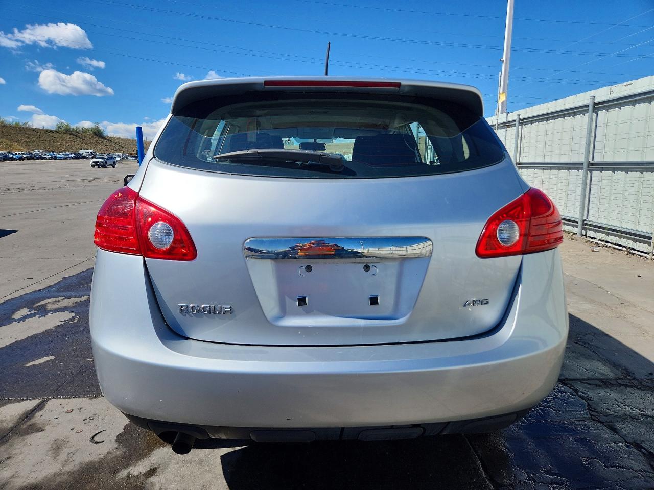 Nissan Rogue S