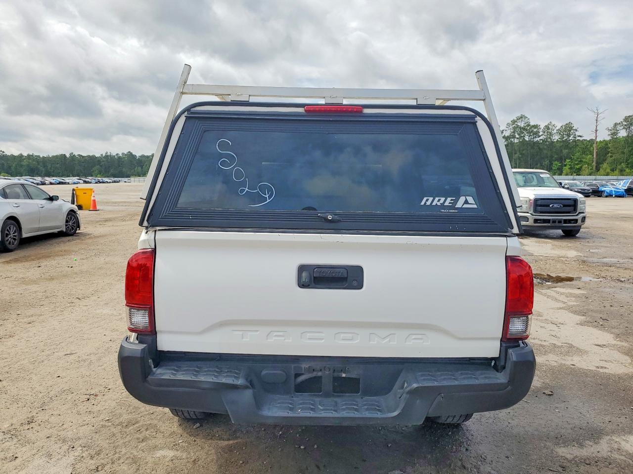 Toyota Tacoma Sr