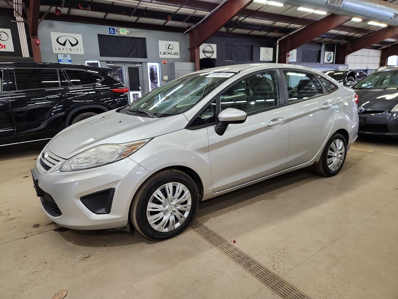 Salvage Ford Fiesta Image