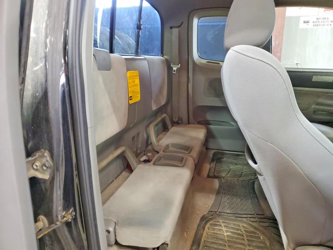 Toyota Tacoma Access Cab