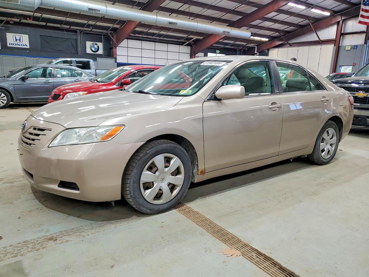 Salvage Toyota Camry Image
