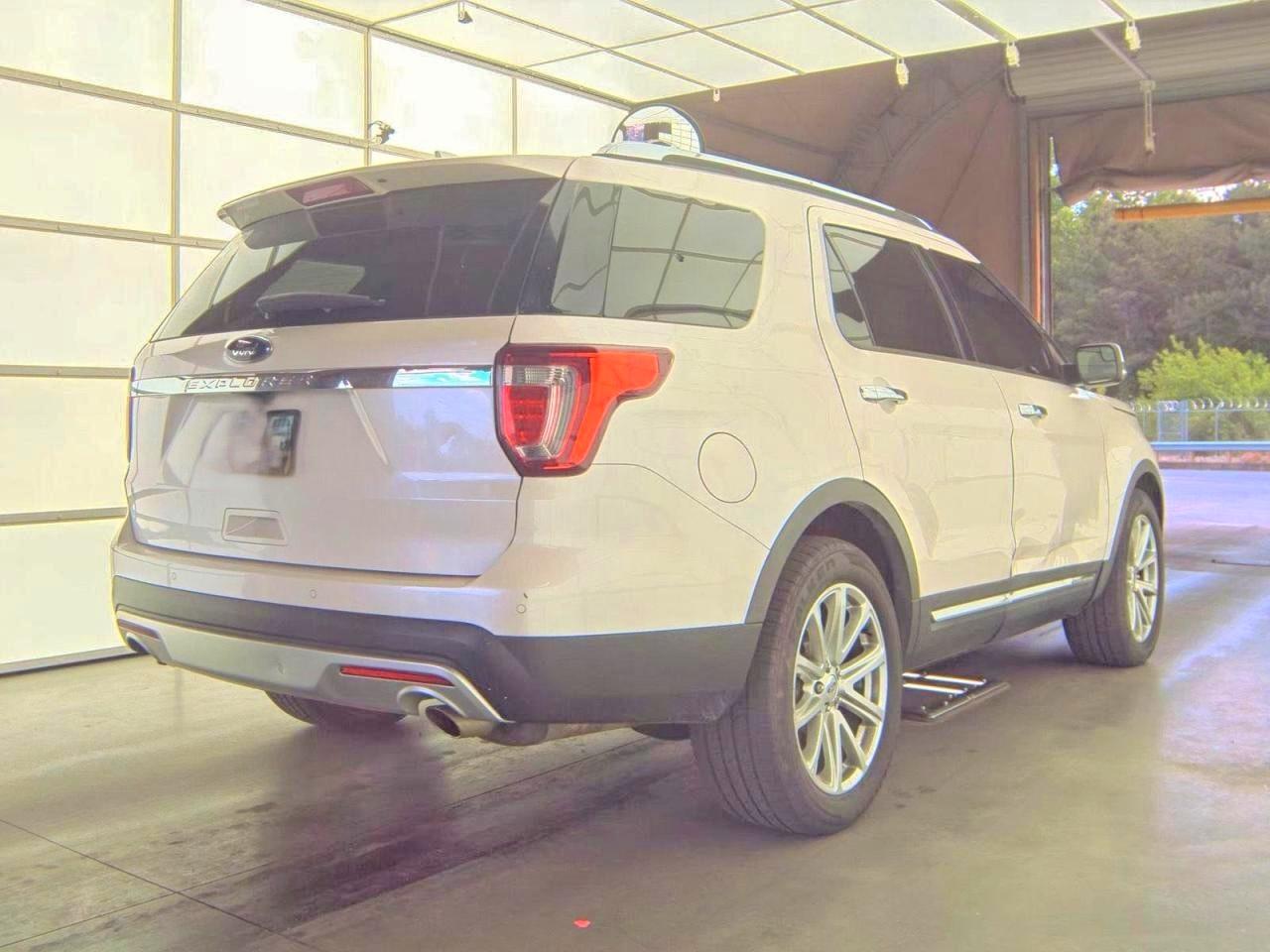 Ford Explorer Limited