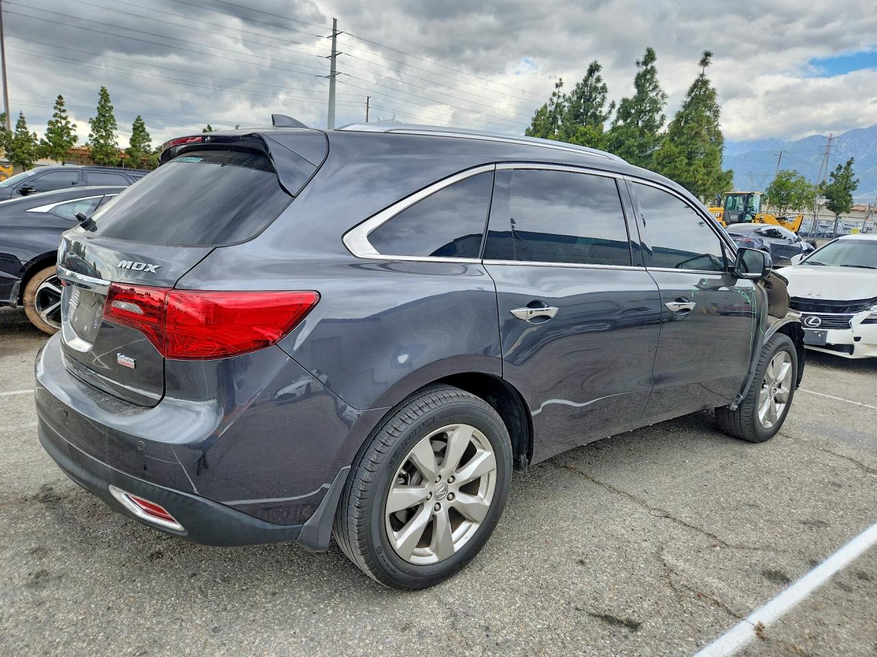 Acura MDX Advance