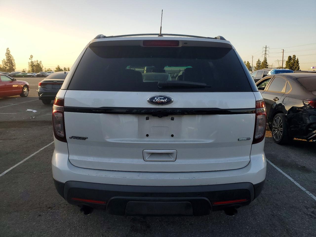 Ford Explorer Sport