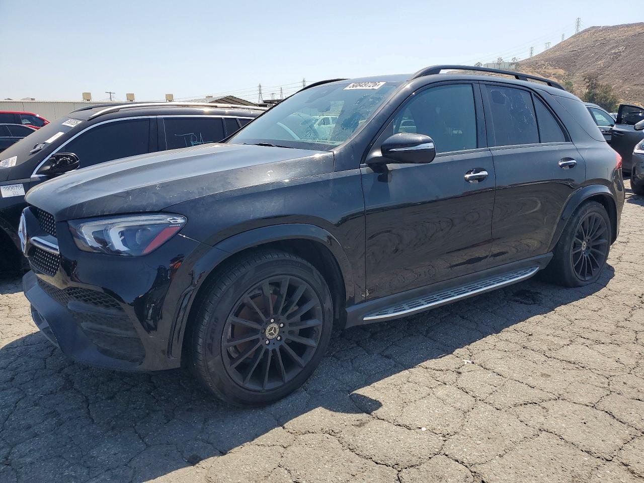 Salvage Mercedes-Benz GLE Image