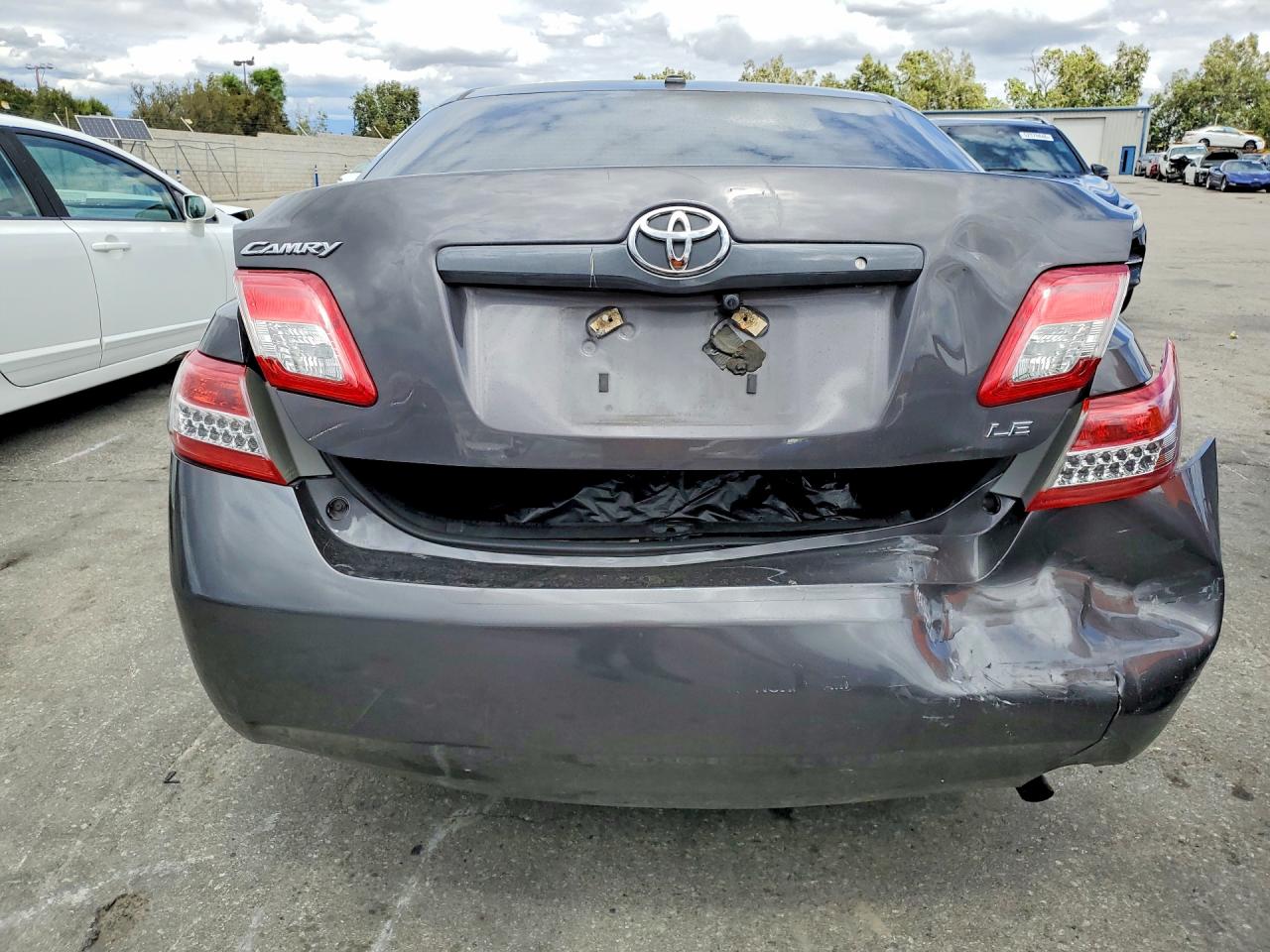 Toyota Camry Le