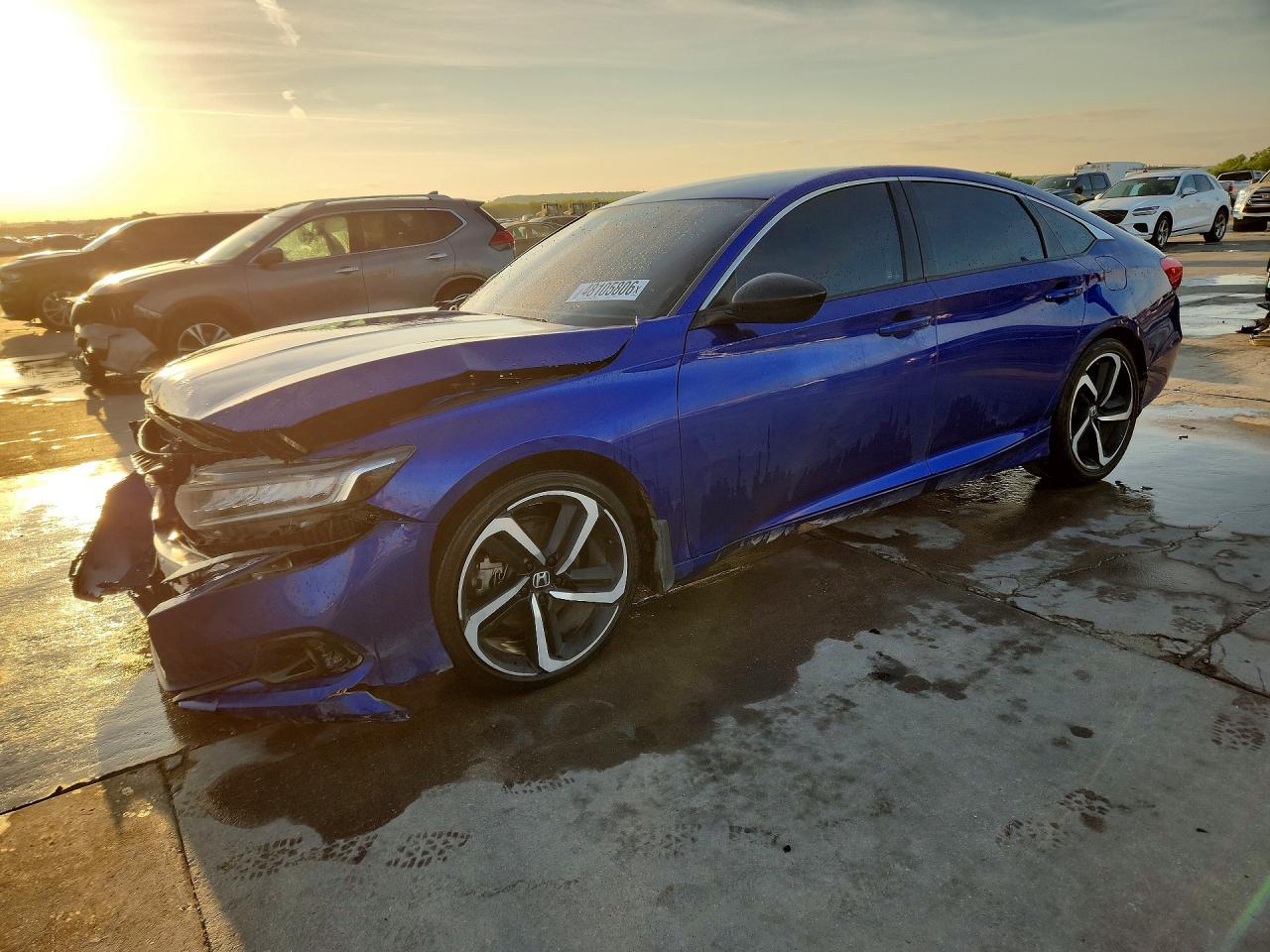 Salvage Honda Accord Image