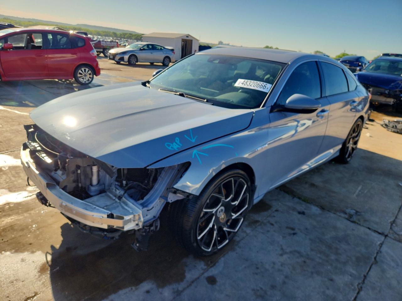 Salvage Honda Accord Image