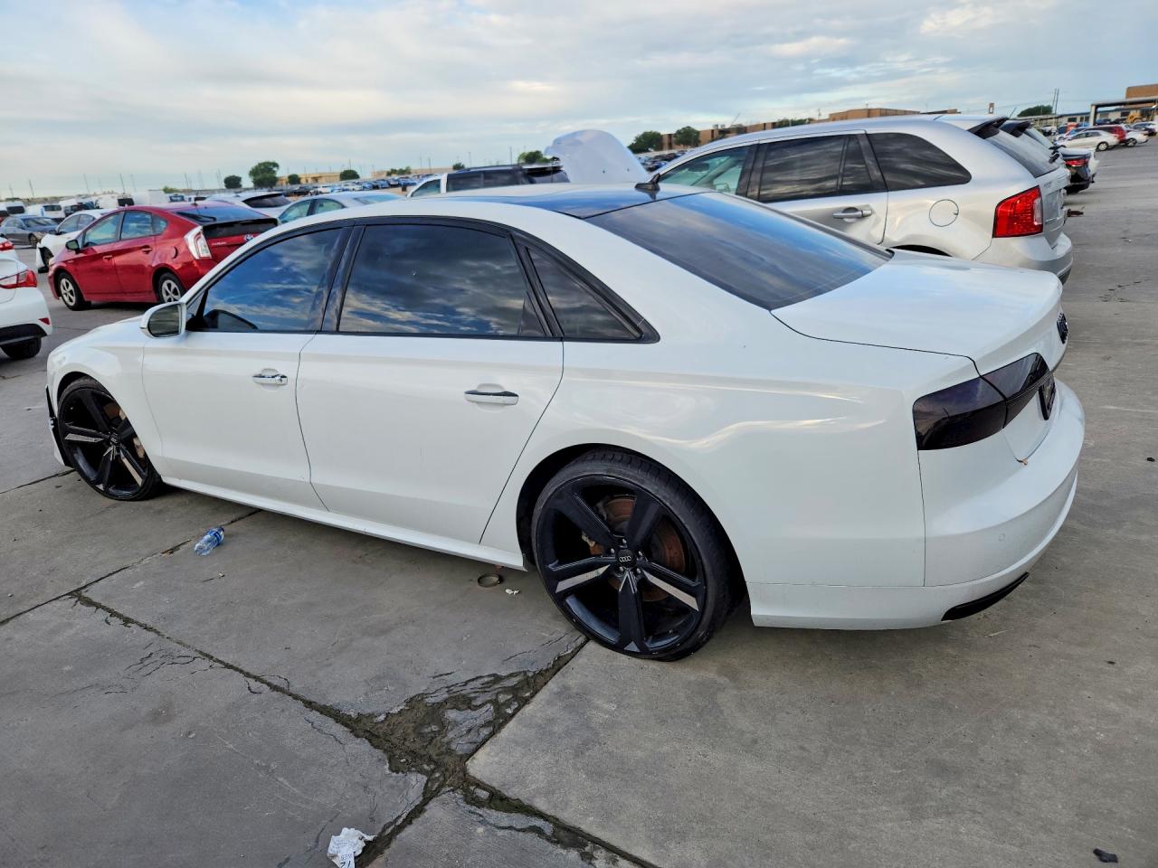 Audi A8 L Quattro