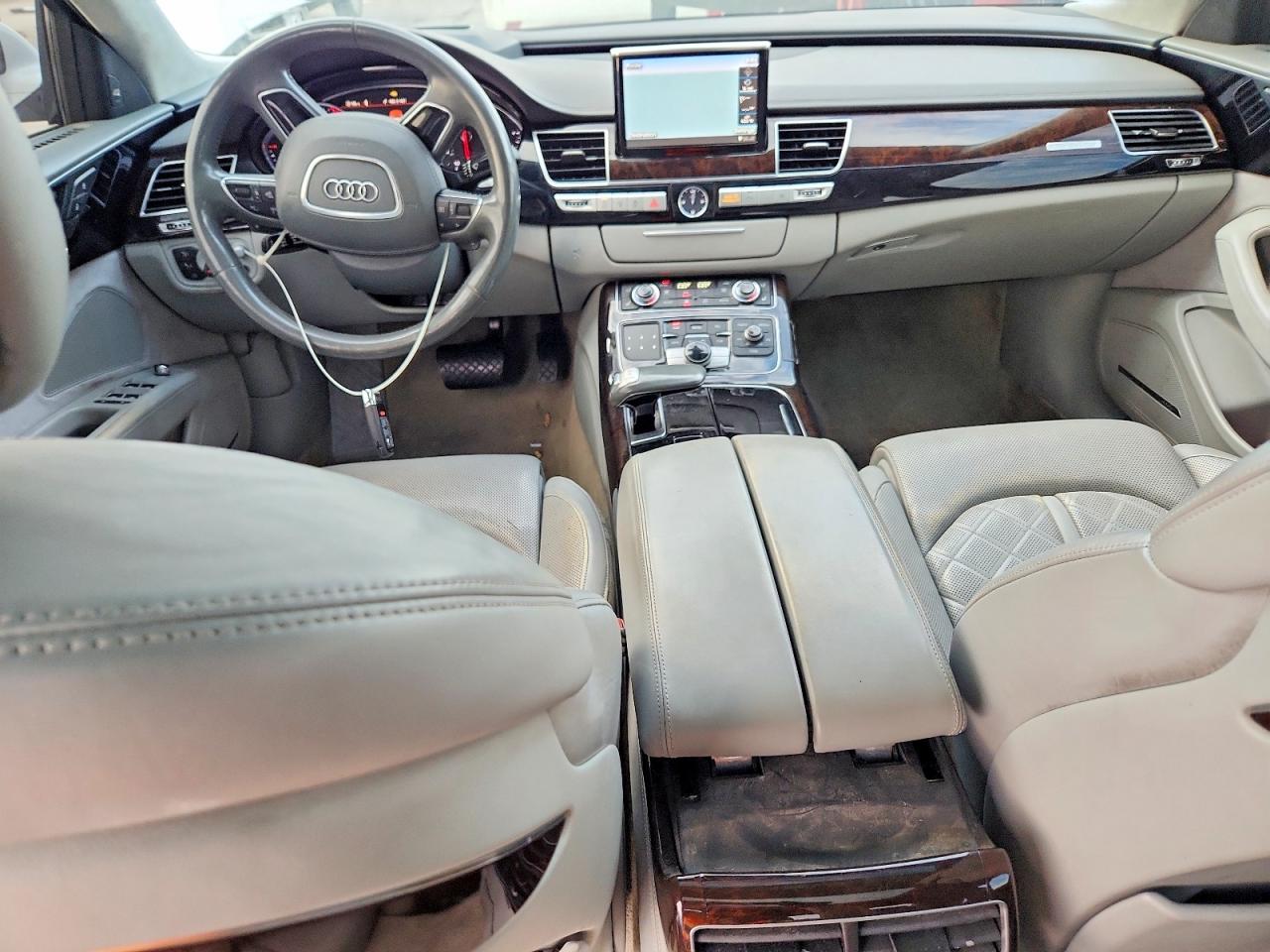 Audi A8 L Quattro