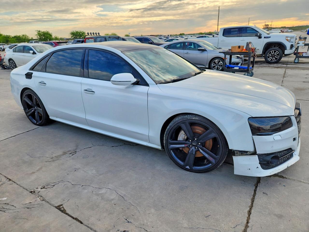 Audi A8 L Quattro